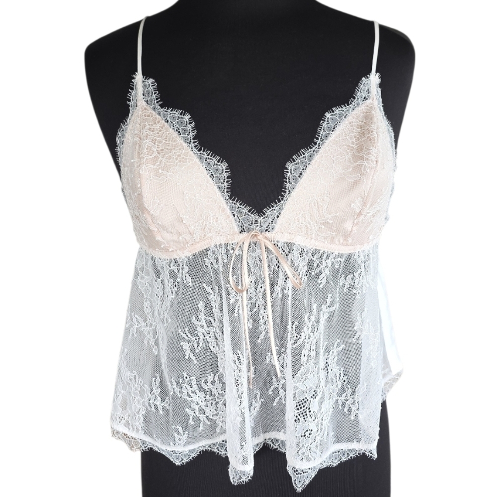 Victoria's Secret Medium Lace Camisole in Cream and White Coquette Tank Top